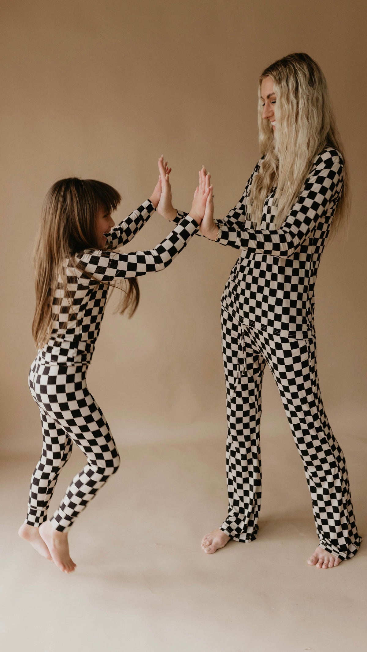 Women's Long Sleeve Bamboo Pajama | Black Checkerboard